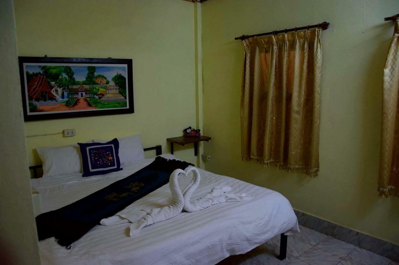 Hotel Mano Temple House à Luang Prabang Extérieur photo